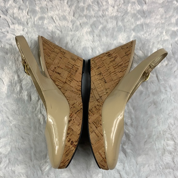 Tahari “Casey” Slingback Shoe - Picture 5 of 10